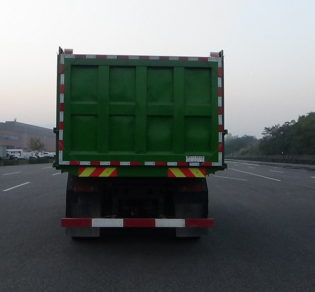 ESH3252E 神河联达牌230马力后双桥,后八轮柴油5.8米国六自卸汽车图片