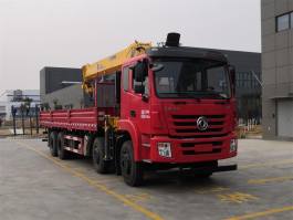 随车起重运输车