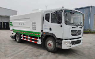 吸尘车