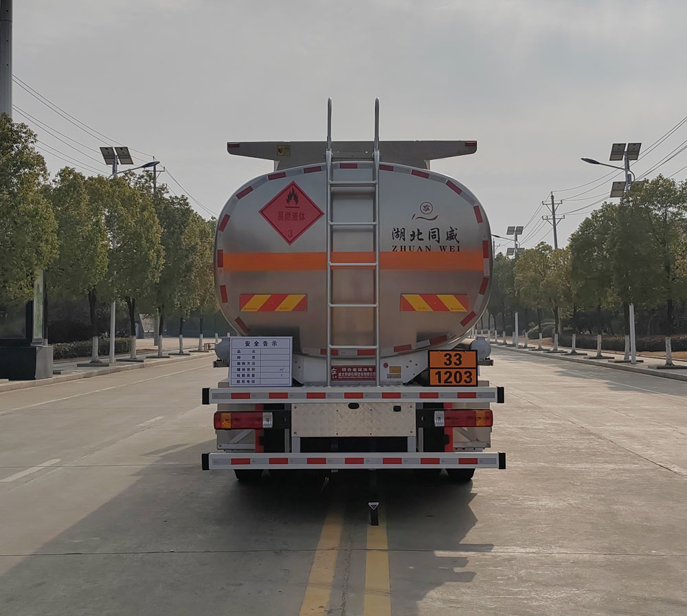 专威牌HTW5267GYYLLZQ6铝合金运油车公告图片