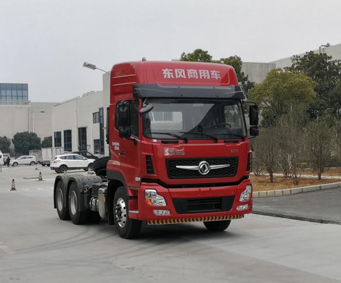 东风牌 570马力 半挂牵引车(DFV4257GP6D1)