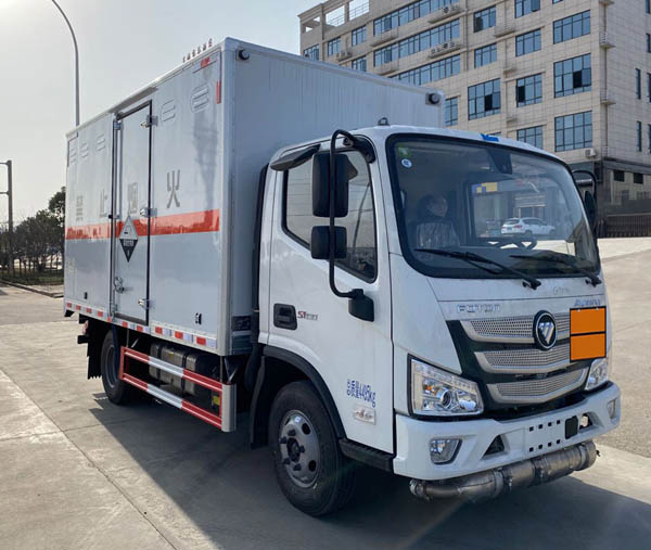 楚胜牌CSC5045XFWB6腐蚀性物品厢式运输车公告图片