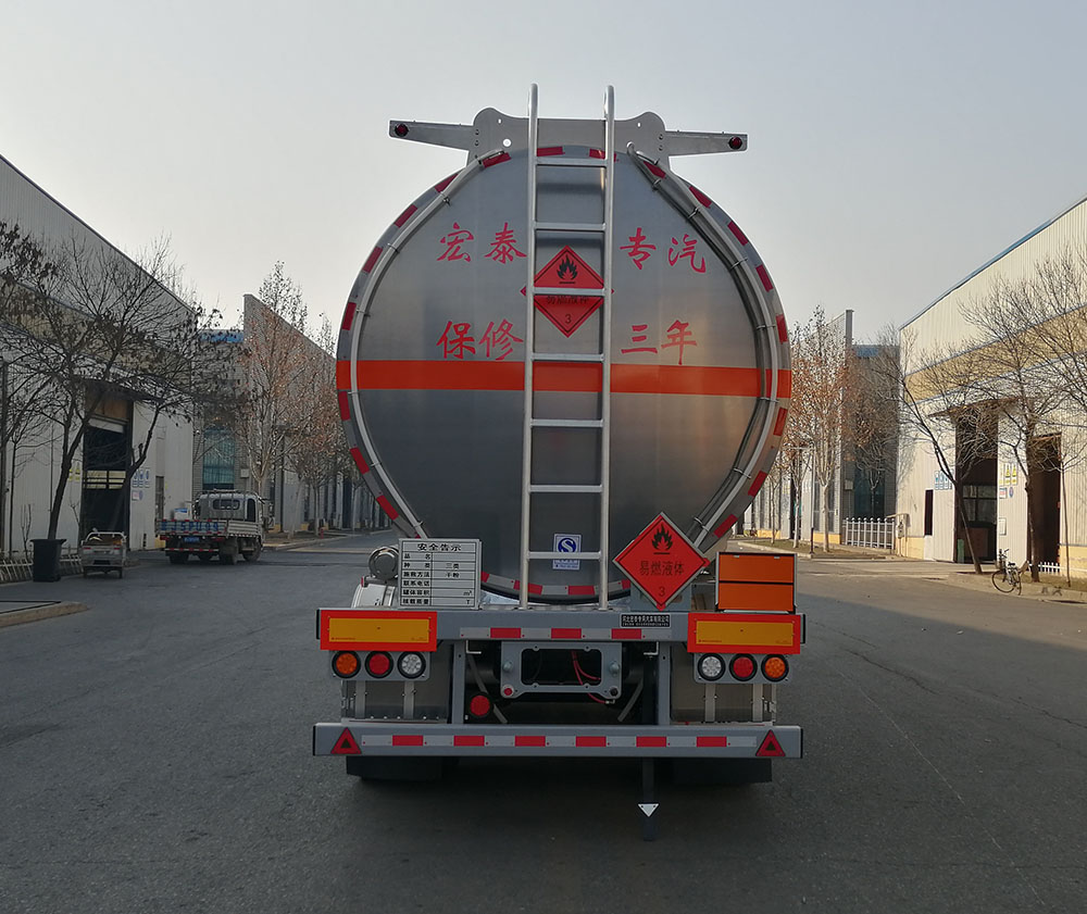 正康宏泰牌HHT9406GRYF铝合金易燃液体罐式运输半挂车公告图片