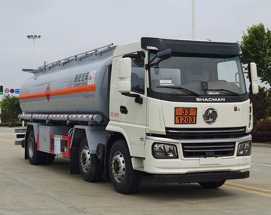 楚胜牌CSC5262GYYS6运油车