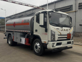 加油车