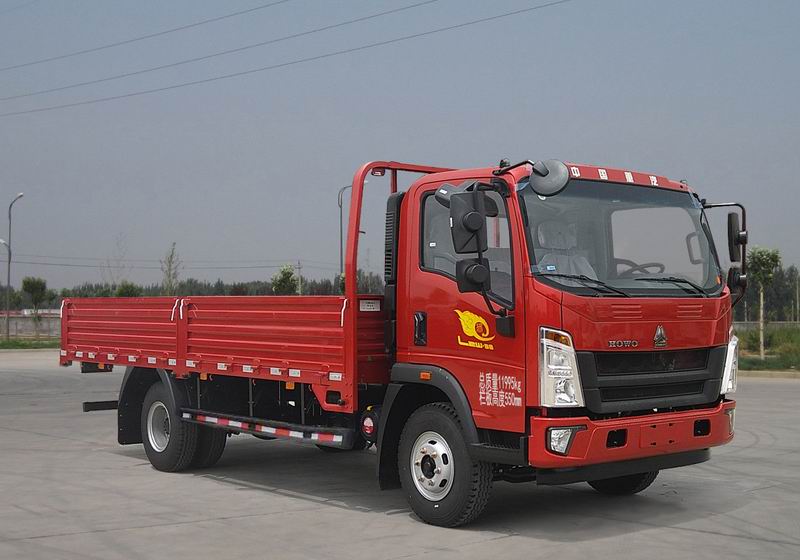 豪沃牌 150马力 载货汽车(ZZ1127F3815F1)