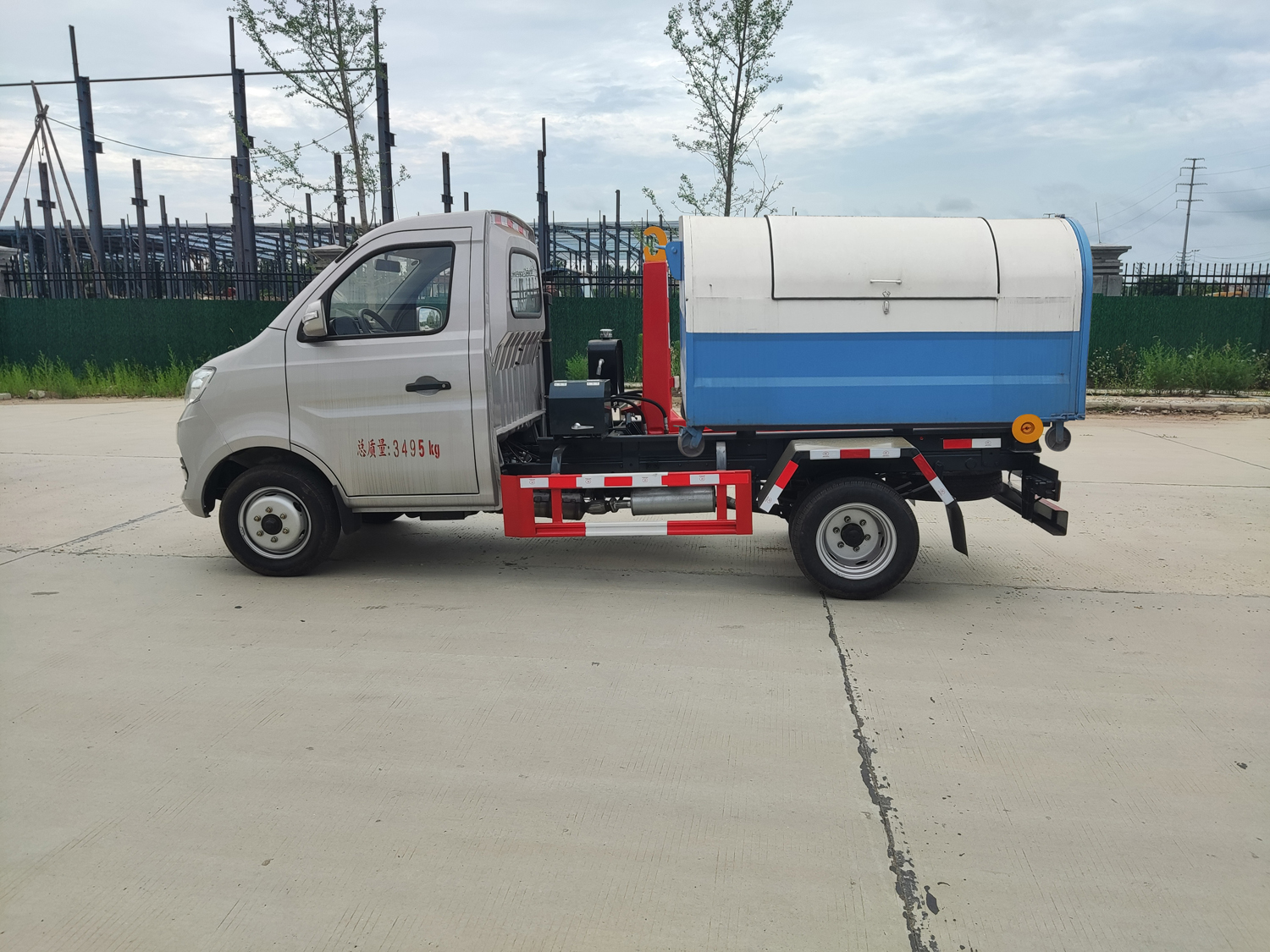 瑞力星牌RLQ5030ZXXSC6車廂可卸式垃圾車公告圖片