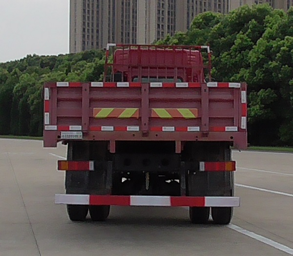 DFH1250EX 东风牌299马力前四后四(小三轴)柴油9.8米国六载货汽车图片