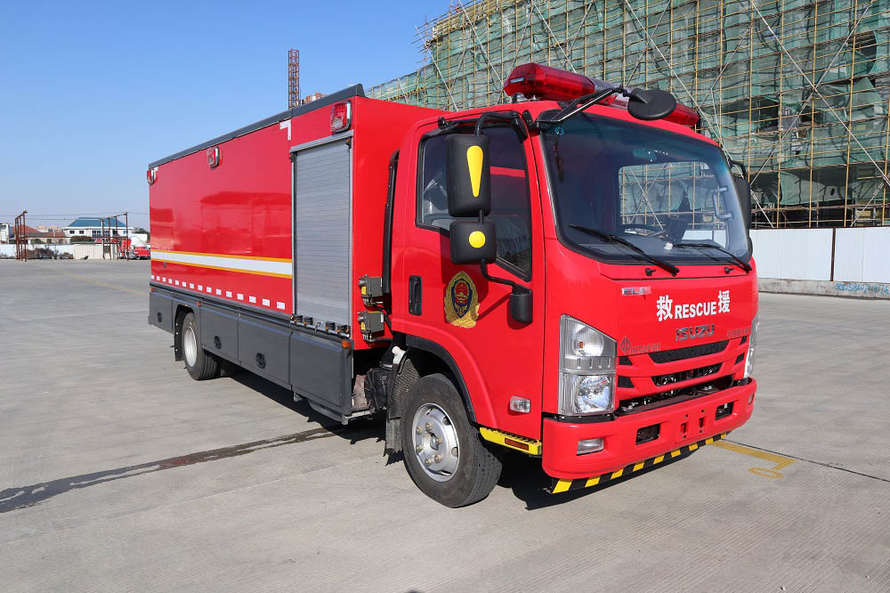 SJD5100TXFQC50/WSA型器材消防车图片