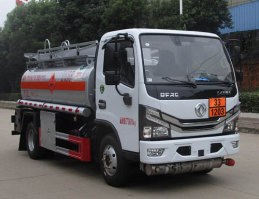 加油车