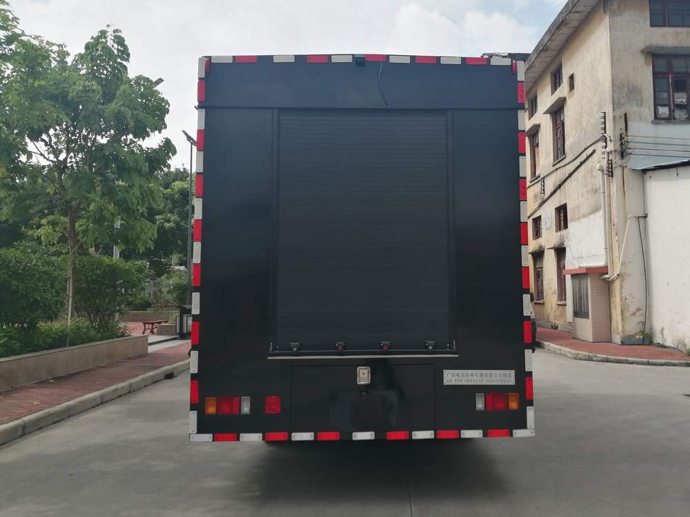 唯邦牌GWB5101XZB裝備車公告圖片