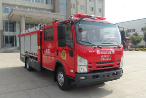 压缩空气泡沫消防车