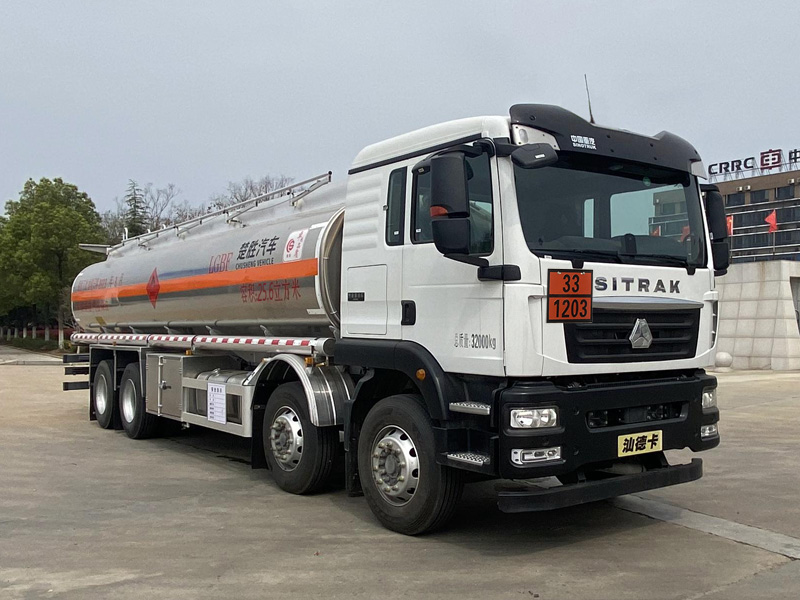 楚胜牌CSC5320GYYLZK6A铝合金运油车
