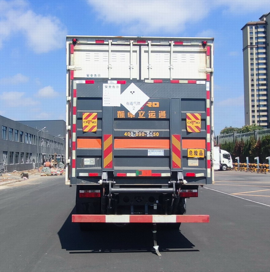 毒性气体厢式运输车图片