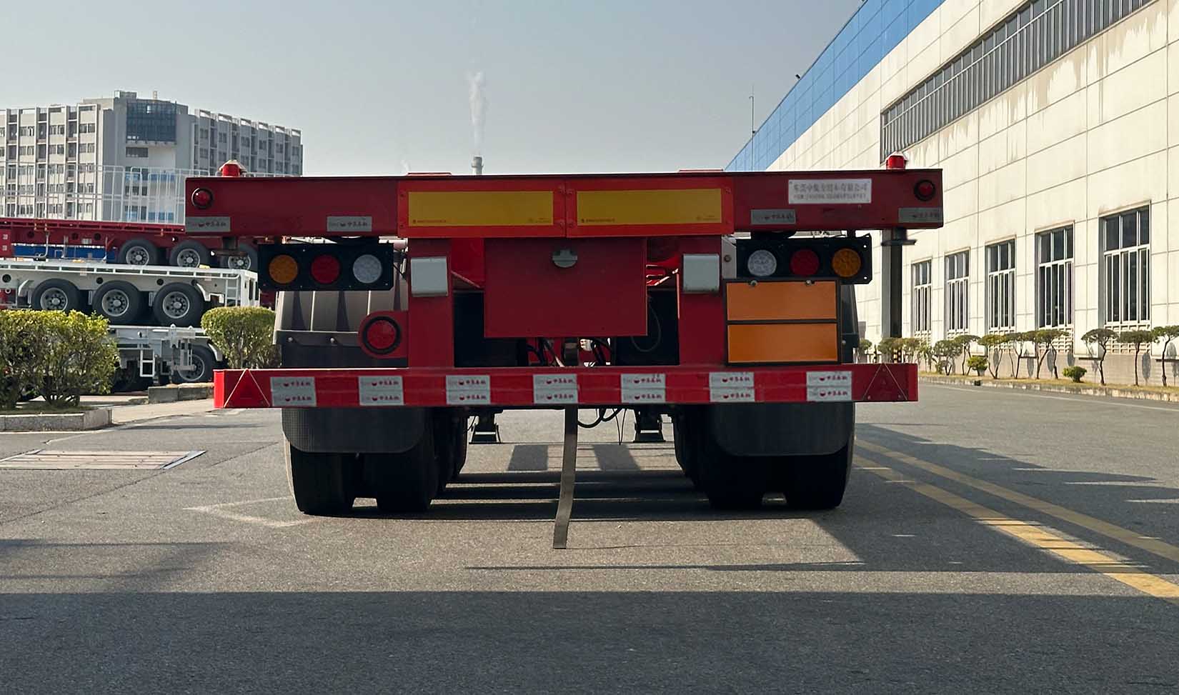 中集牌ZJV9405TWYDG危险品罐箱骨架运输半挂车公告图片