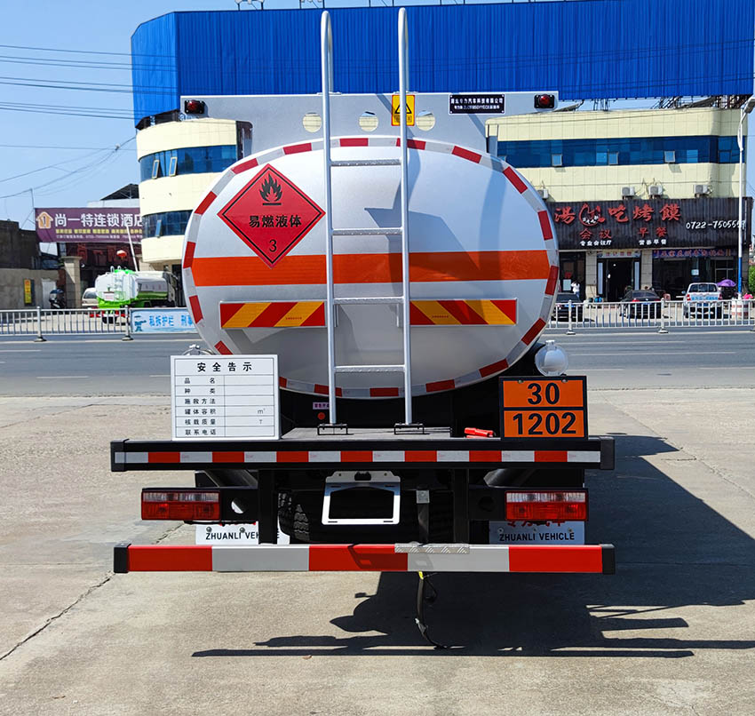 專力牌ZLC5185GYYEC6運(yùn)油車公告圖片