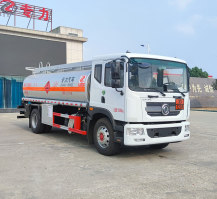 运油车