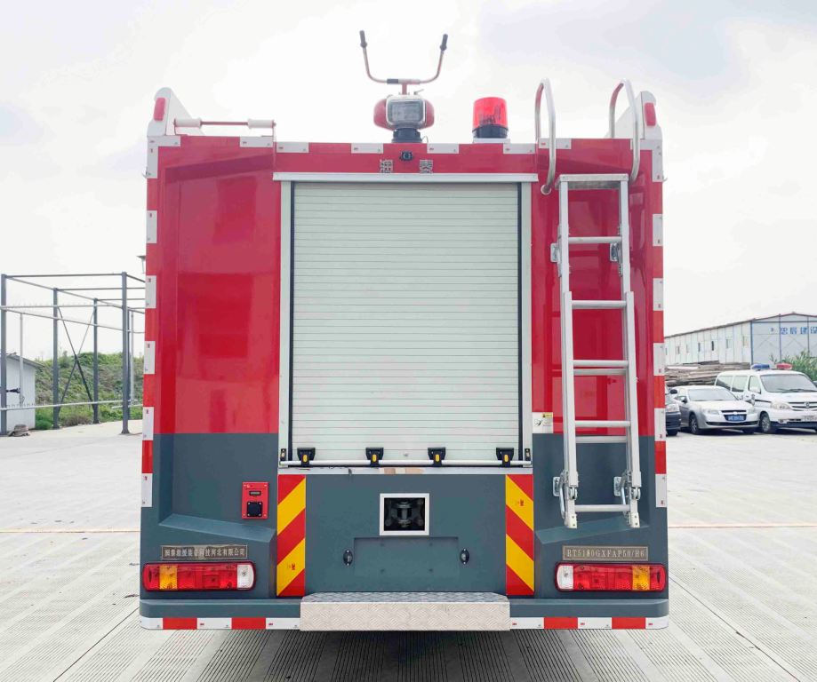 润泰牌RT5180GXFAP50/H6压缩空气泡沫消防车公告图片
