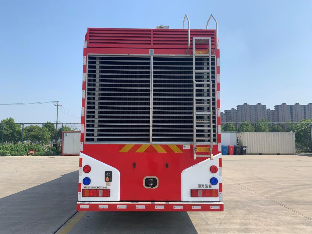 光通牌MX5270GXFQT1500气体消防车公告图片