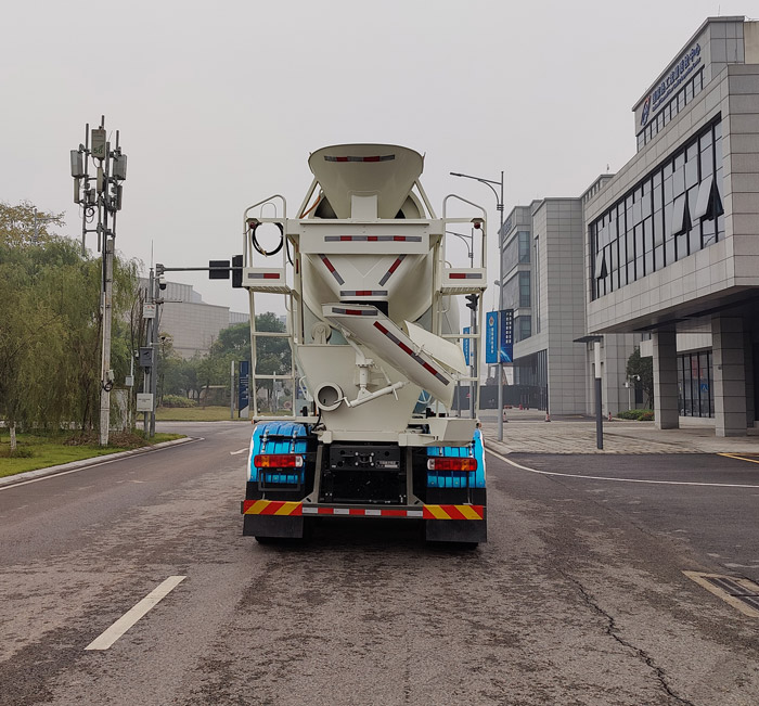 豪沃牌ZZ5312GJBV3567Z1BEV純電動混凝土攪拌運輸車公告圖片