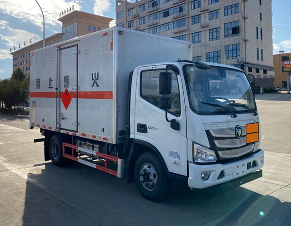 楚胜牌CSC5088XRQBK6易燃气体厢式运输车