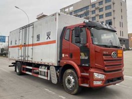 爆破器材运输车