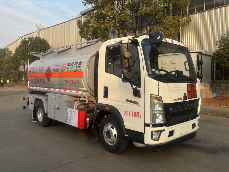 楚胜牌CSC5097GJYZ6A加油车