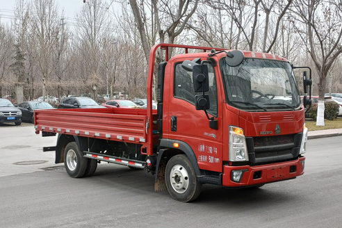 豪沃牌 150马力 载货汽车(ZZ1077F3315F174)