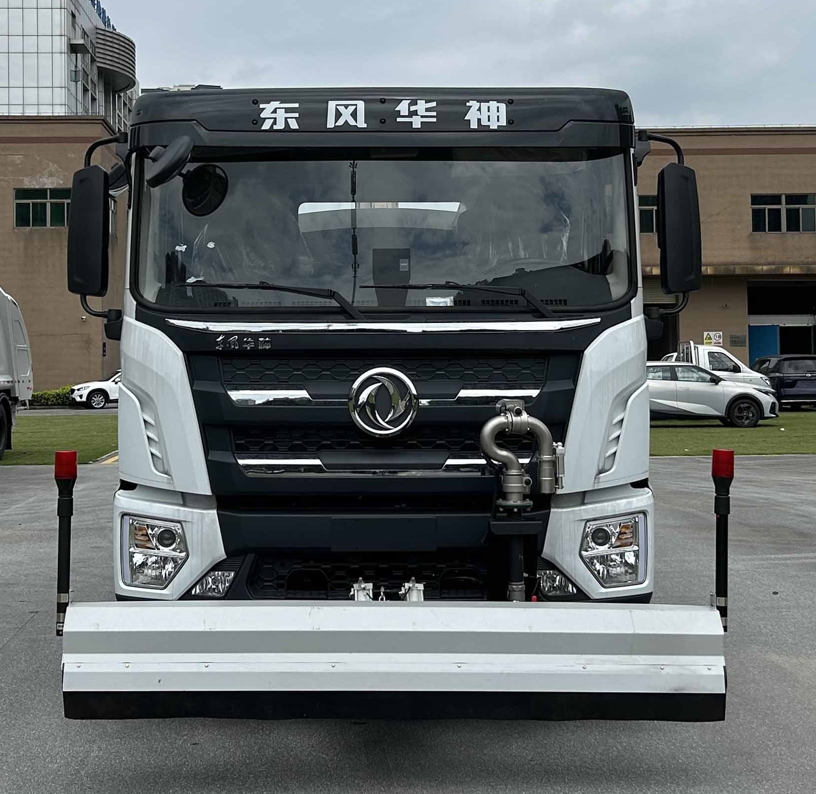 东风牌EQ5181GQXSBEV纯电动清洗车公告图片
