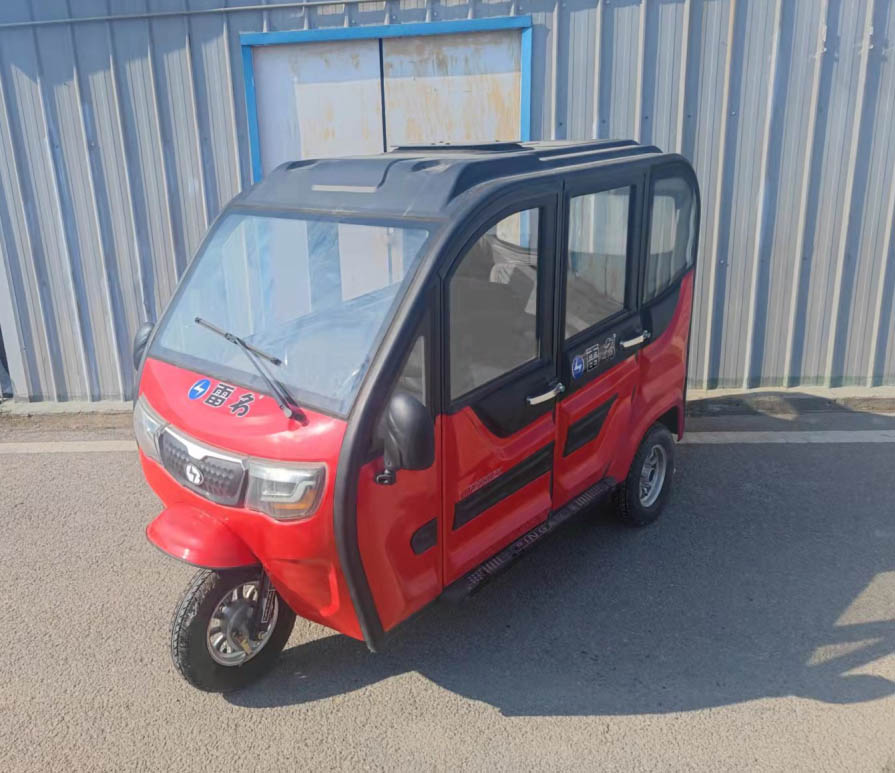 电动正三轮摩托车