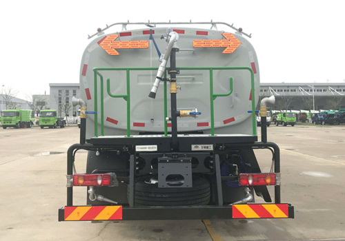 宇通牌YTZ5186GQXD0BEV純電動(dòng)清洗車(chē)公告圖片