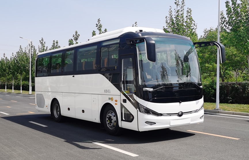 宇通牌ZK5130XYBD61运兵车