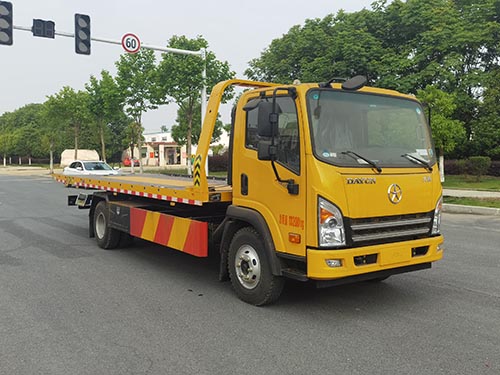 龙牧双星牌LMX5110TQZCGC6清障车