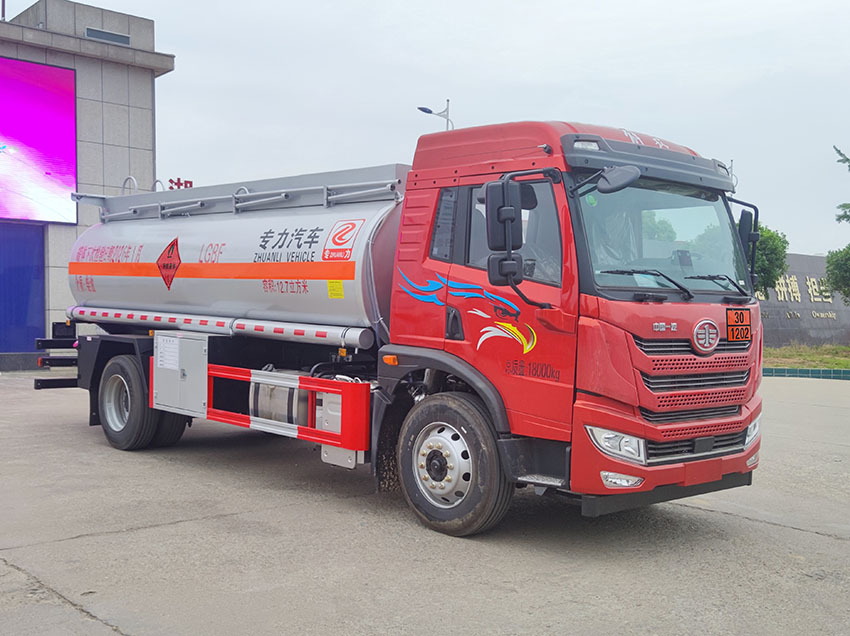 专力牌ZLC5185GYYCC6运油车