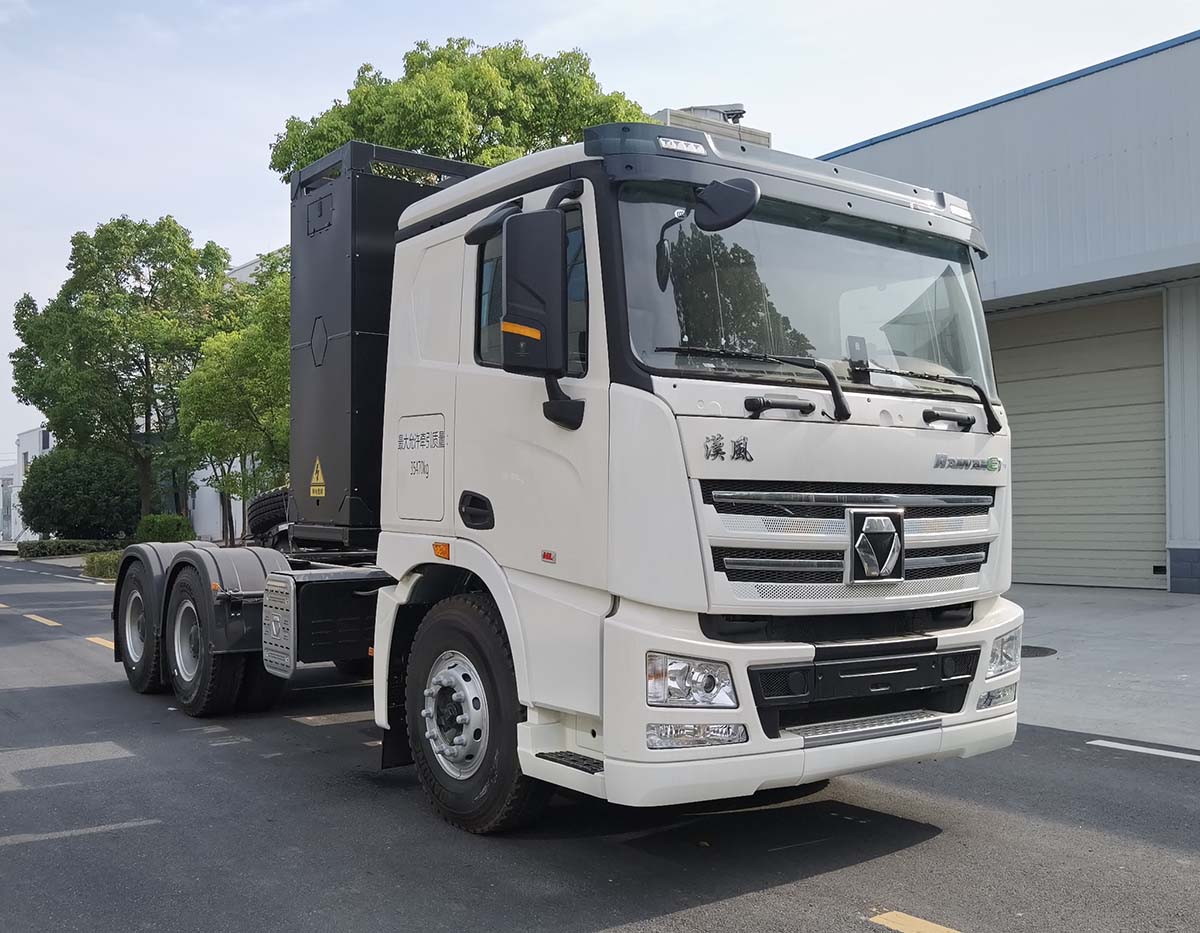 徐工牌 551马力 换电式纯电动半挂牵引车(XGA4255BEVWC1A)