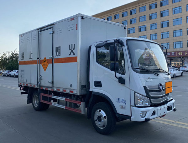 楚胜牌CSC5044XQYB6爆破器材运输车