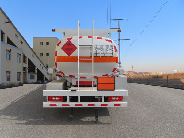 陸平機(jī)器牌LPC5101GJYB6加油車(chē)公告圖片