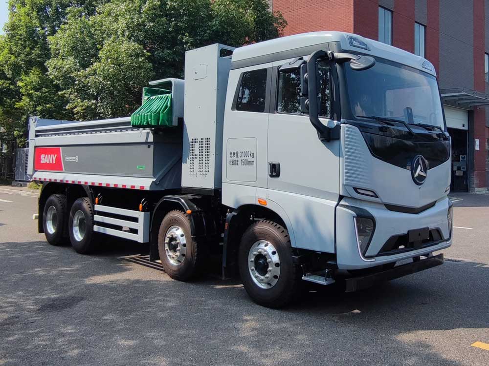 三一牌 551马力 前四后八 换电式纯电动自卸汽车(SYM3312ZZX5BEV2)