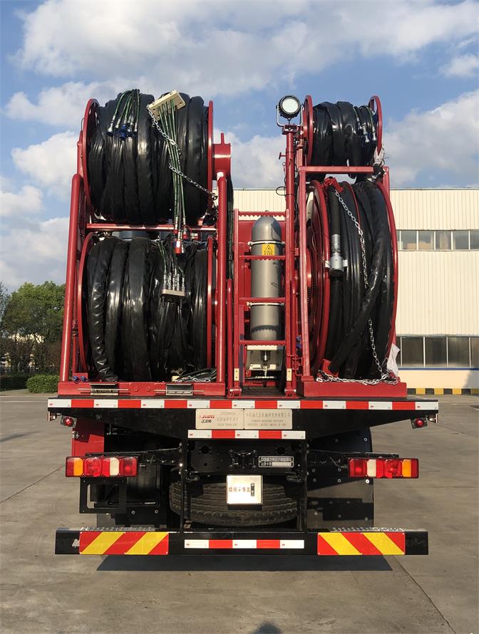 江漢所牌JJY5284TLG連續(xù)油管作業(yè)車(chē)公告圖片