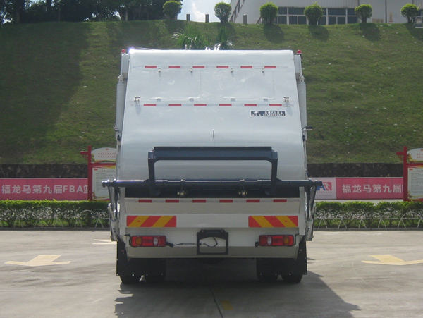 福龍馬牌FLM5181ZYSDF6M壓縮式垃圾車公告圖片