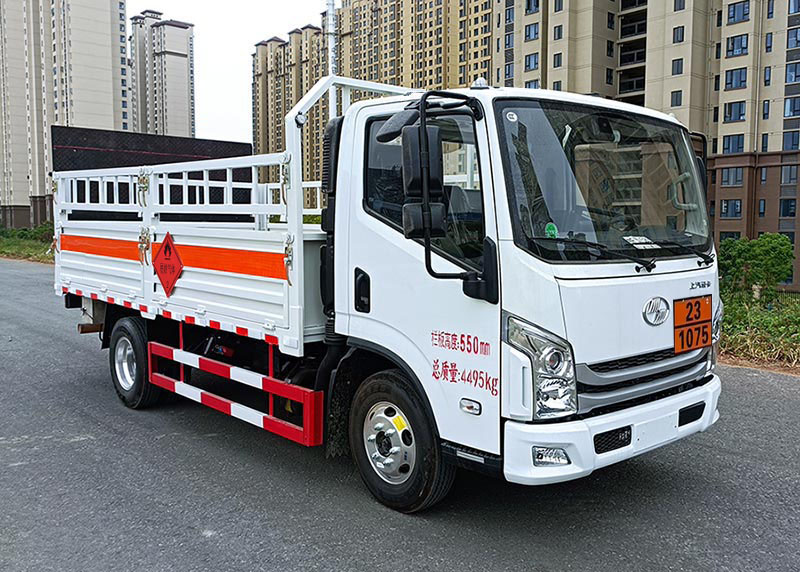 顺风智造牌SFZ5045TQPS6气瓶运输车