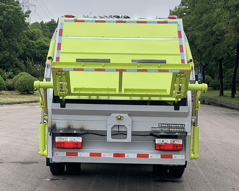 徐工牌XGH5080ZYSDBEV純電動壓縮式垃圾車公告圖片