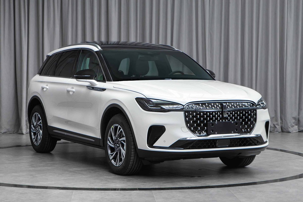 林肯牌4.6米5座多用途乘用车(CAF6460B61)