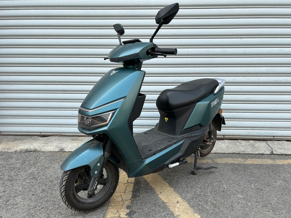 XF1500DT-5 世纪雄风牌纯电动前盘式后盘式电动两轮摩托车图片