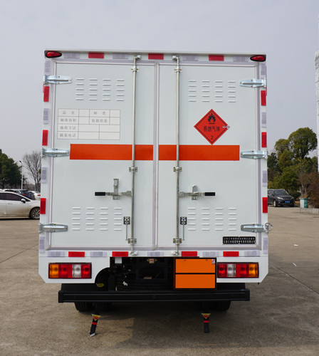 江鈴江特牌JMT5079XRQXGA26A易燃氣體廂式運輸車公告圖片