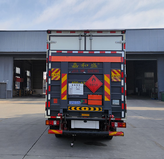 程力牌CL5041XRQ6BXW易燃氣體廂式運輸車公告圖片