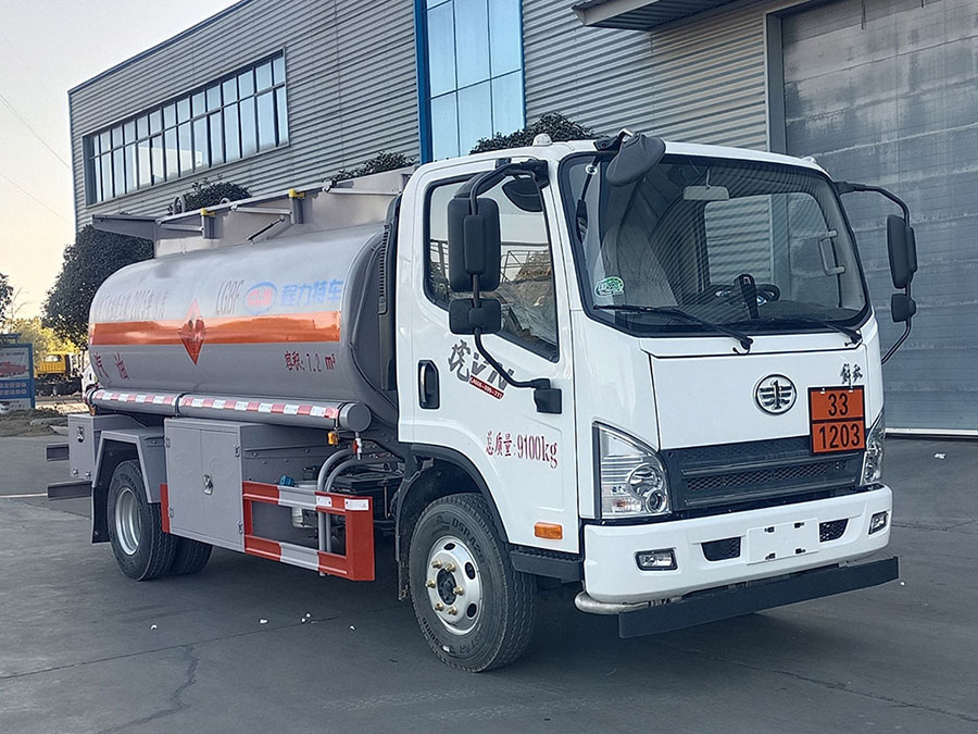 程力牌CL5091GJYCBWG加油车