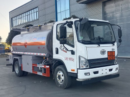 加油车