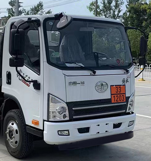 程力牌CL5091GJYCBWG加油車公告圖片