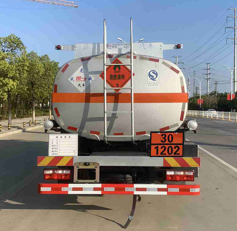 楚飛牌CLQ5182GJY6E加油車公告圖片